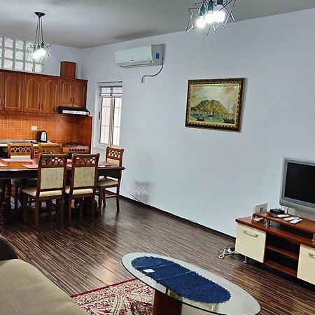 Appartamento Familiare Di Toni Shkodër Buitenkant foto